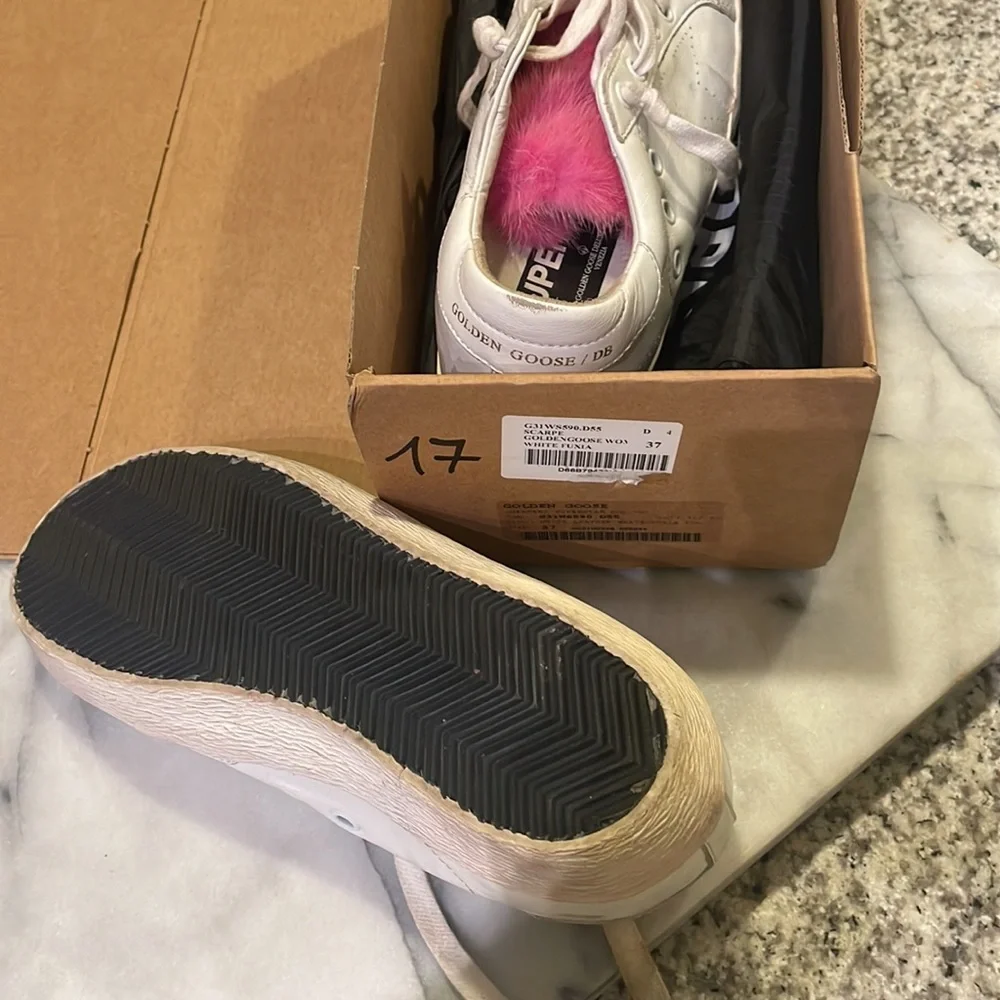 Golden Goose fur Superstar sneakers size 37 - Picture 7 of 7